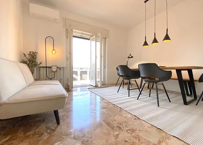 Apartment über Den Dächern Von - Parkplatz&e-ladestation Triest