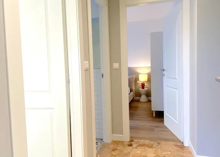 Apartment über Den Dächern Von - Parkplatz&e-ladestation Triest